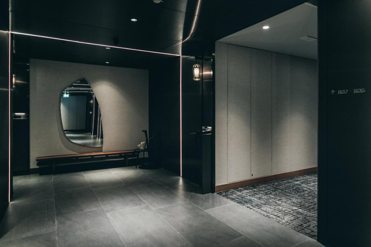 Отель Kimpton Maa-Lai Bangkok By Ihg Экстерьер фото The interior of the hotel